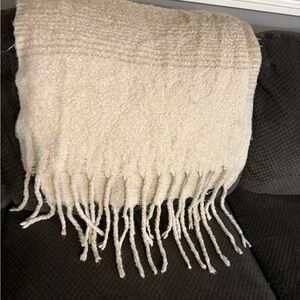 Elegant Cream Fringed Scarf